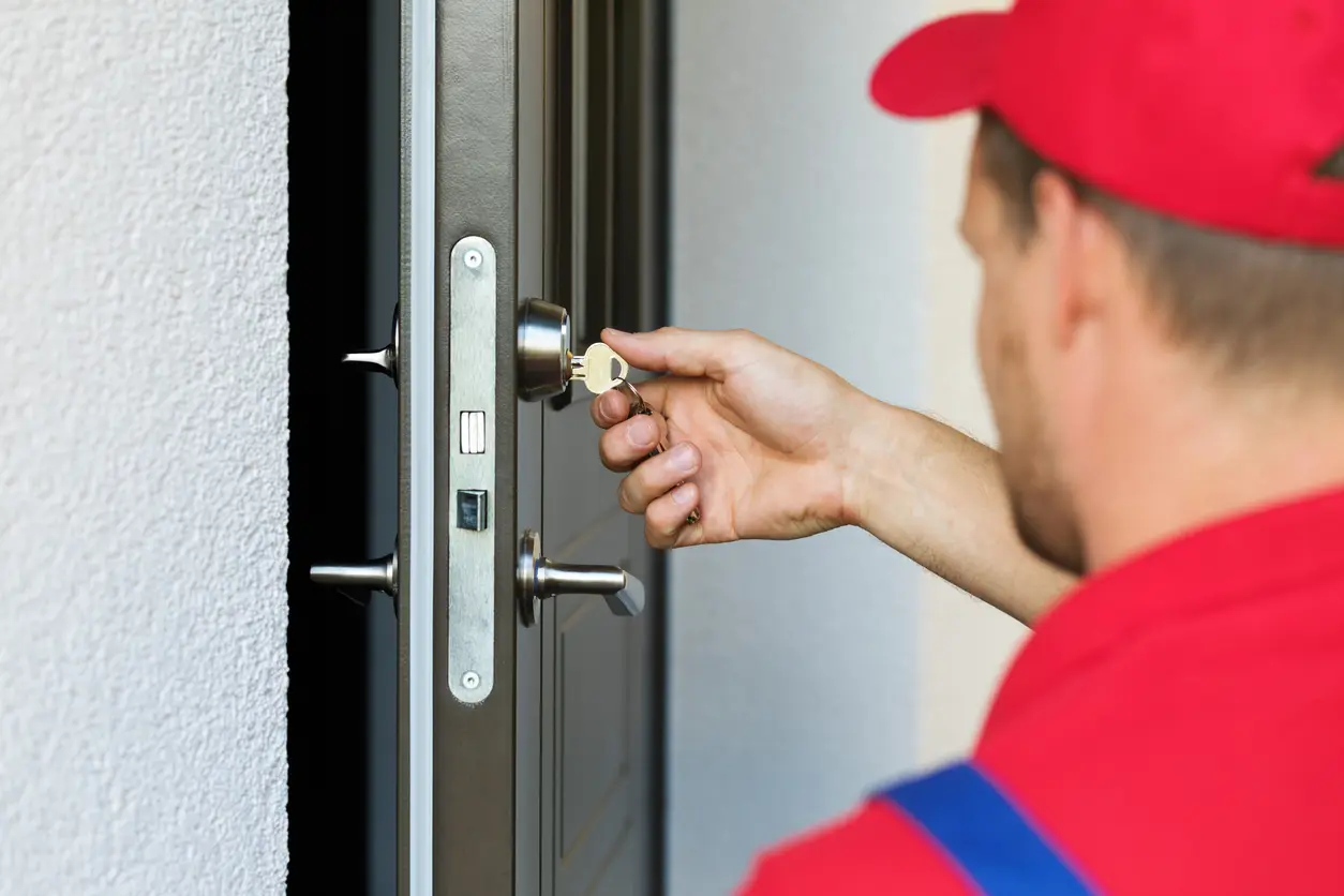 Professional Locksmith Re-keying a Brandywine Rental