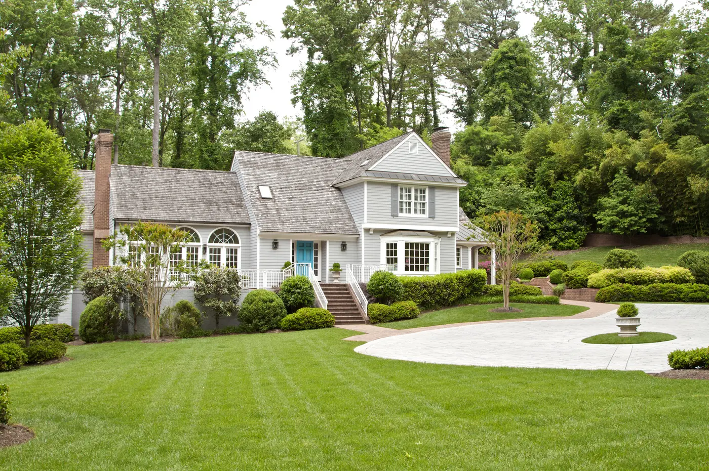 Waldorf Rental Property with a Well-Maintained Front Yard
